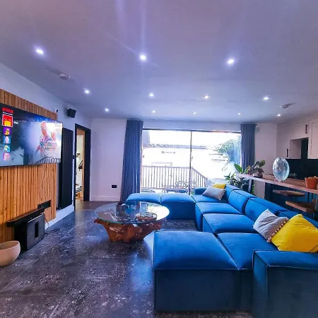 Brookfield * بريستول