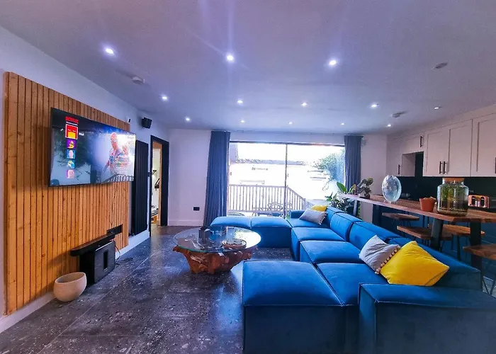 Brookfield * Bristol